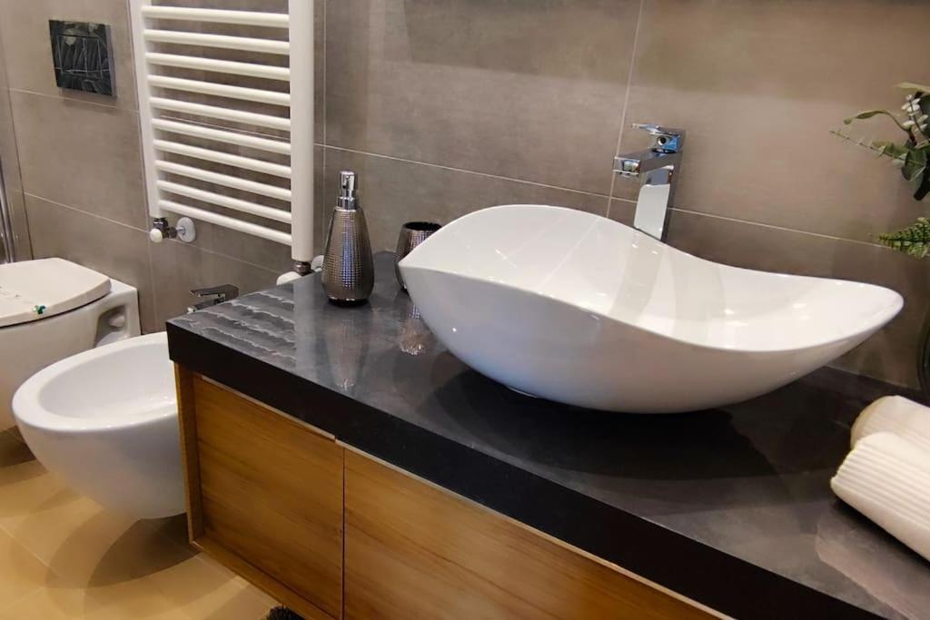 Casa Relax - 500 Mt. Dal Centro Lejlighed Torino Eksteriør billede